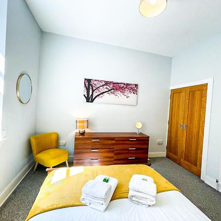 Stunning 2 Bed Apt Nr The Royal Mile & The Castle EDI Exterior foto